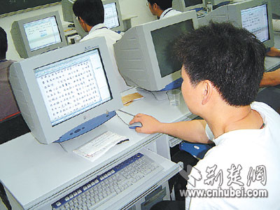 高考阅卷的要求,一篇语文作文规定多长时间让