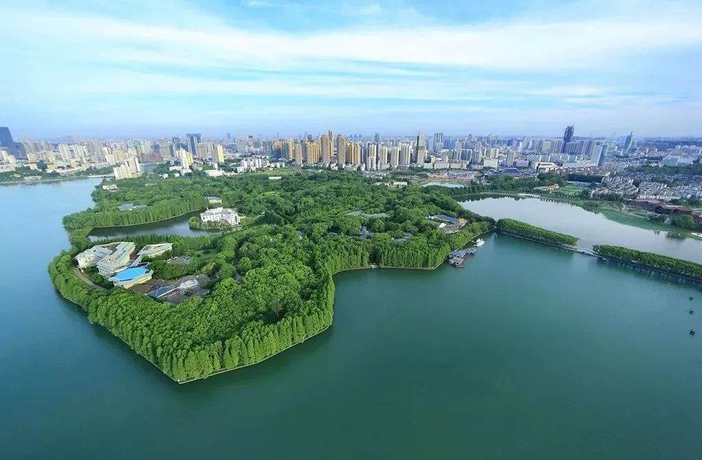 东湖风景区gdp_武汉东湖风景区图片