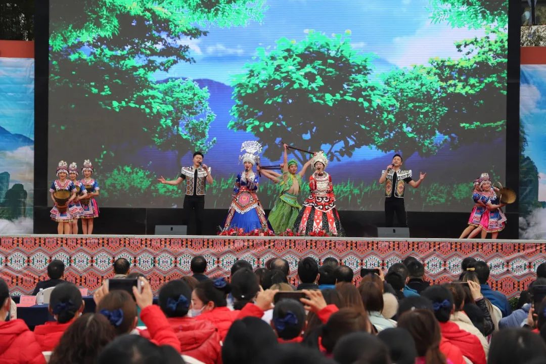 恩施民歌幺妹带你慢慢耍曲谱_恩施土家族幺妹(3)