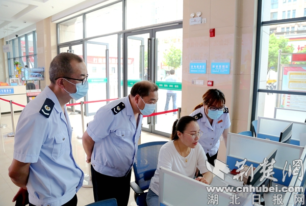 什么时候交房产税和土地使用税 47c1770c1c7f1de97b54c6ee9e98ecab.png