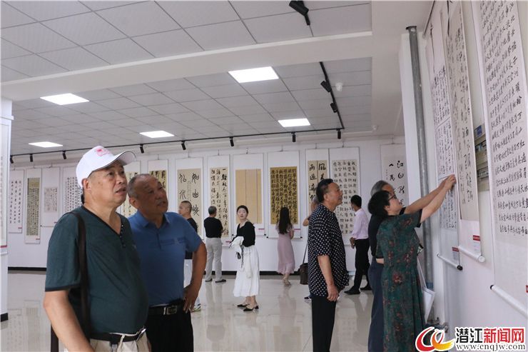 潜江举办庆祝建党100周年书画作品展