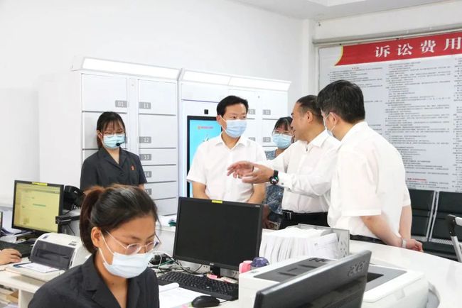 陈惠霞到孝感市中级人民法院调研指导工作