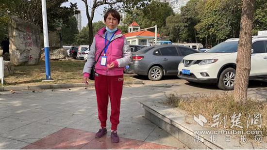 奇迹！瘫痪5年的胡斌站了起来.jpg