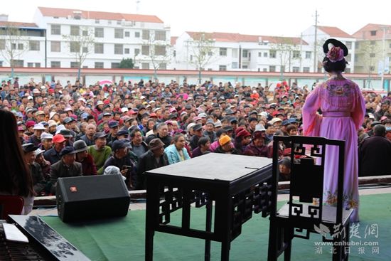 乡村大舞台  .JPG.JPG