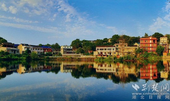 3美丽乡村.jpg