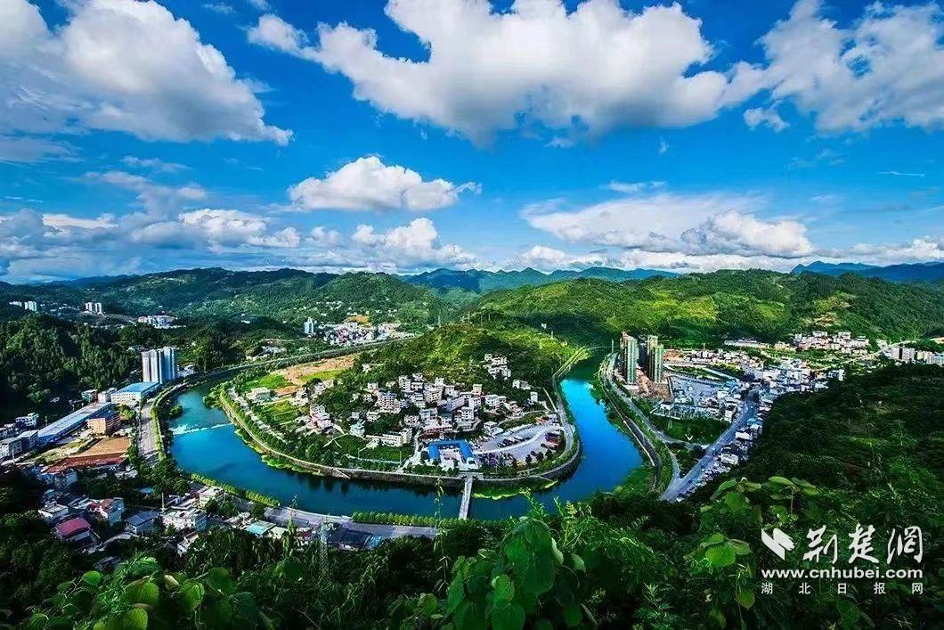 宣恩贡水河1.jpg