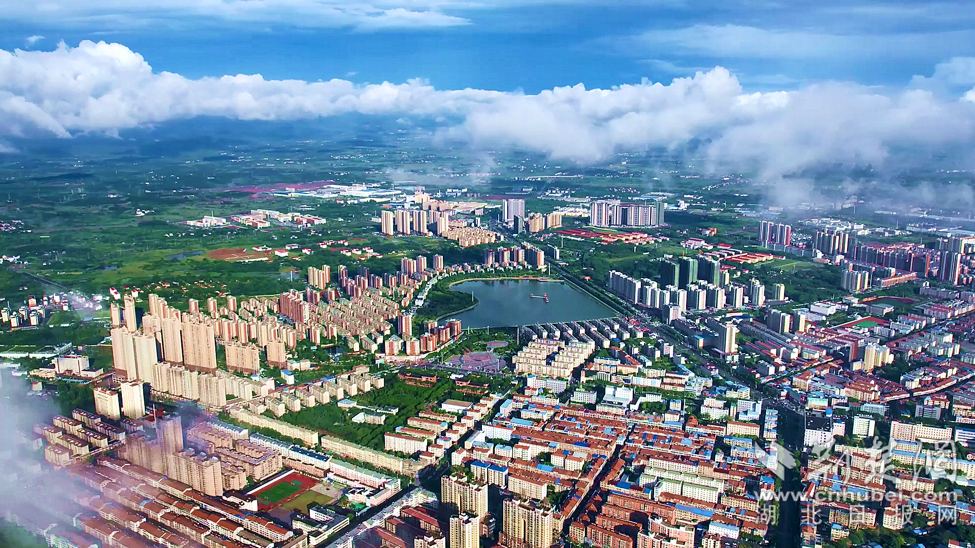 【99号】+《航拍孝昌》--胡长顺-15[00_00_01][20221118-180801]_副本.png.png