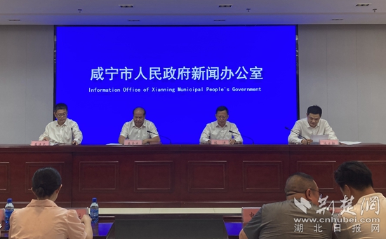 发布会现场_副本.jpg