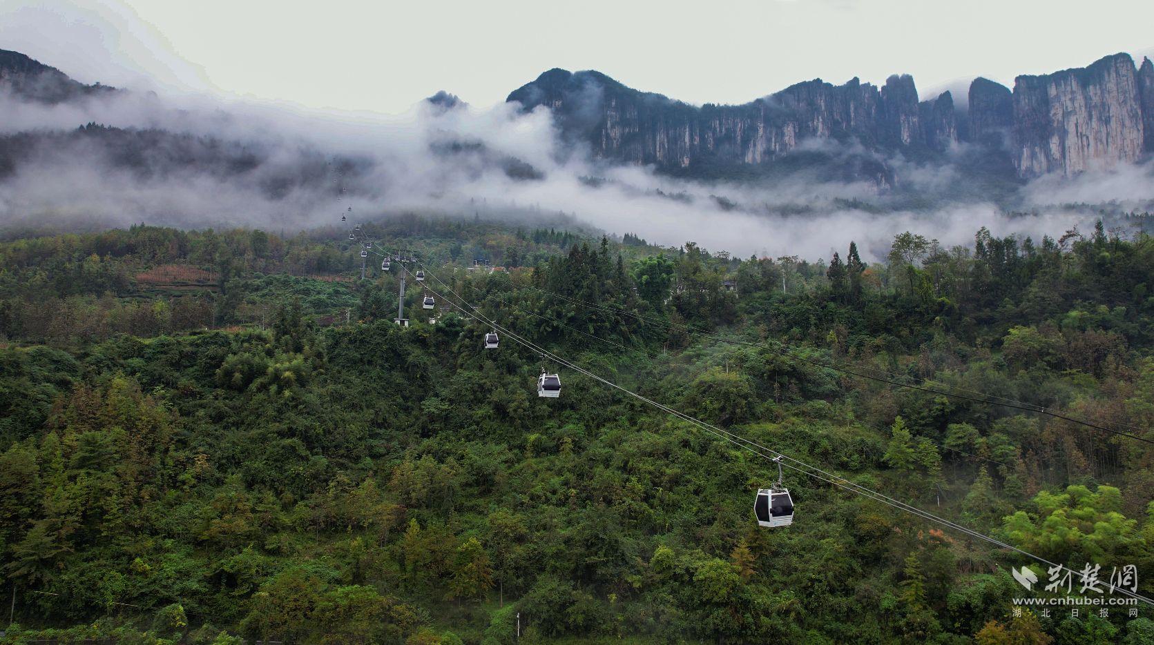 云雾仙境迎客来.jpg.jpg