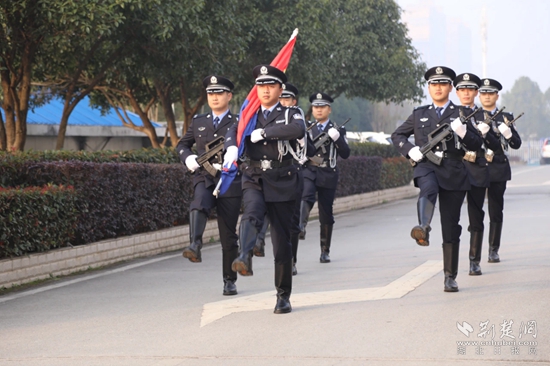 崇阳县公安局开展庆祝第四个中国人民警察节系列活动