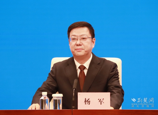 杨市长_副本.jpg