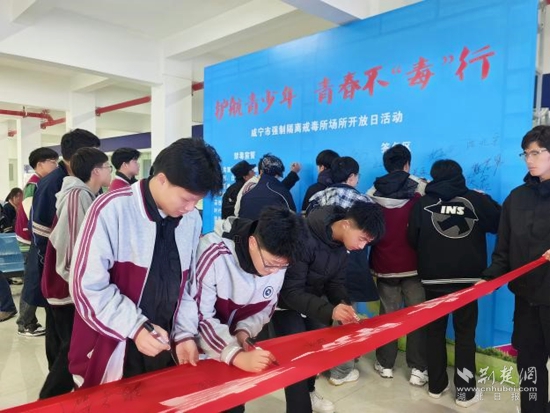 图片10.jpg