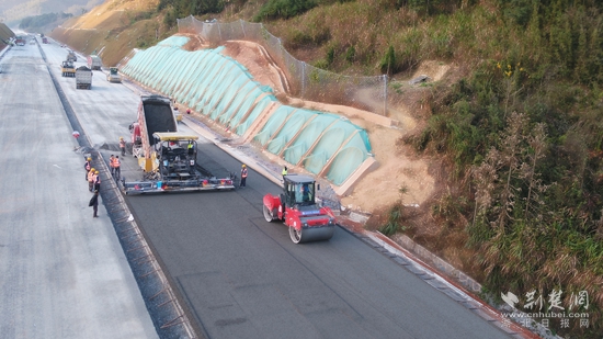 通讯员 刘桃荣 摄 1.jpg