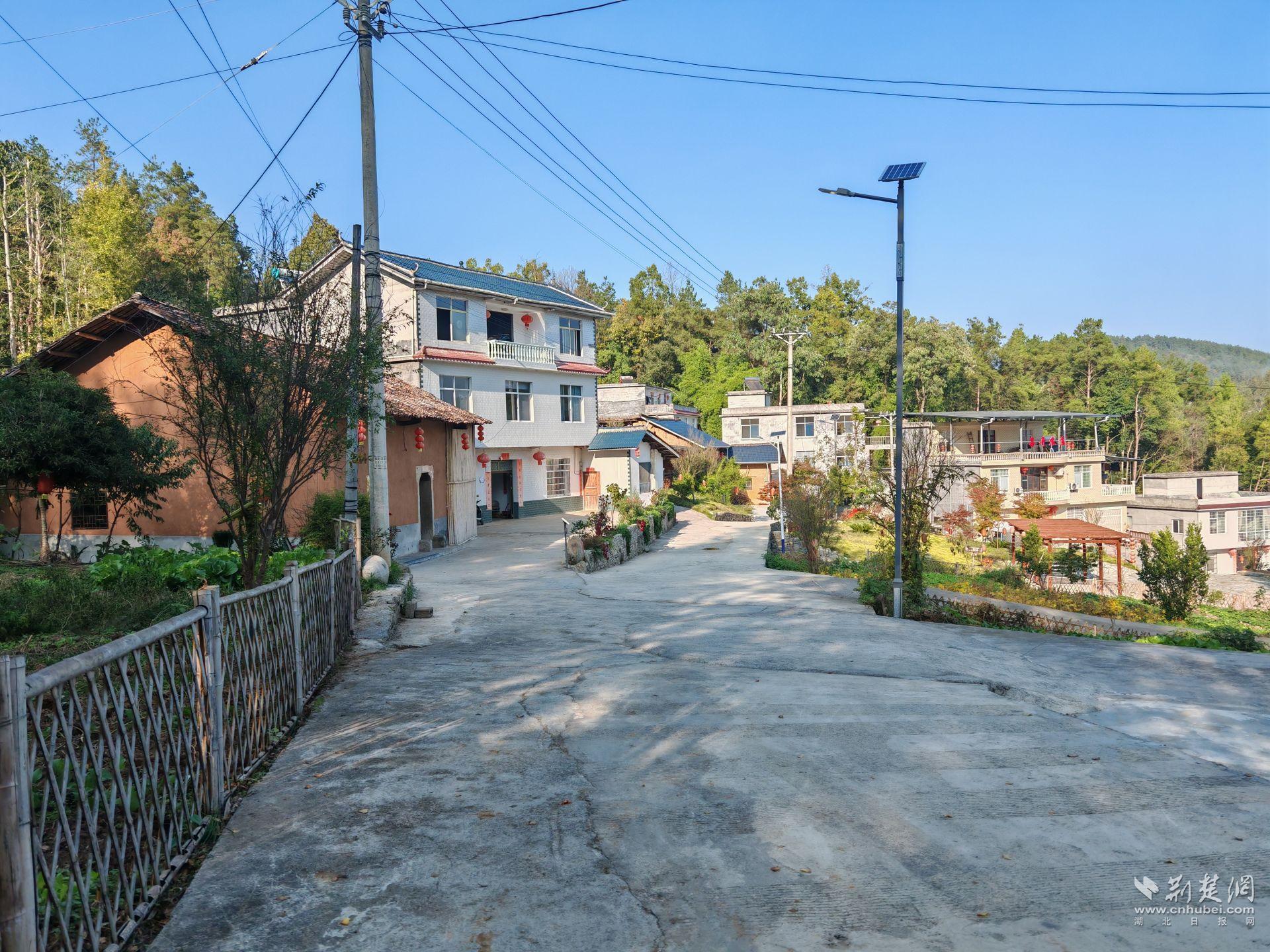 整洁的满家屋场.jpg.jpg