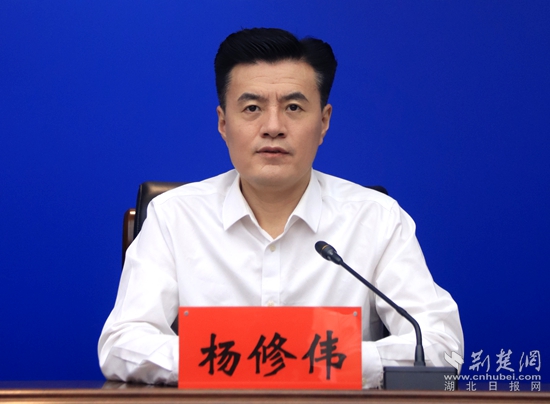 杨县长.jpg