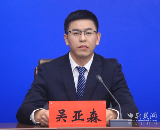 赤壁高新副主任吴亚森.jpg