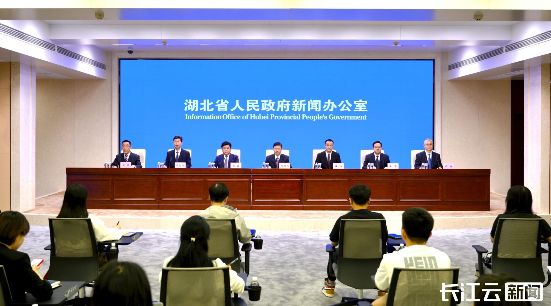 一般改善了支点的创新和资源变化的力量。 Hub