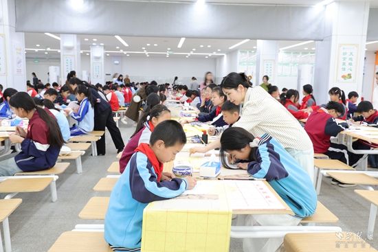 笔试现场01.jpg.jpg
