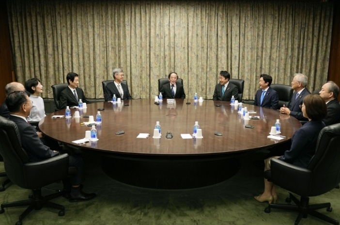 日本银行维持政策利率不会变为0.5％