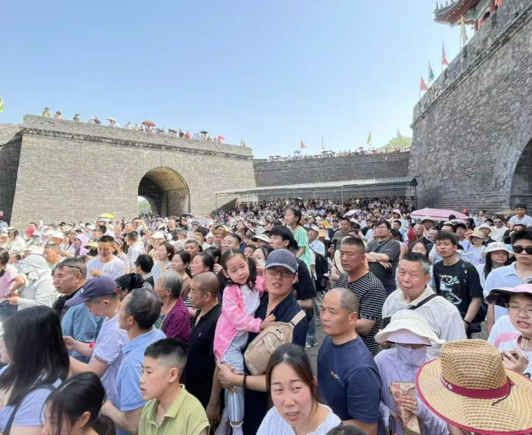 Li Bai，Du Fu和Zhang Jiuling旅行时间！ Jingzhou的主要