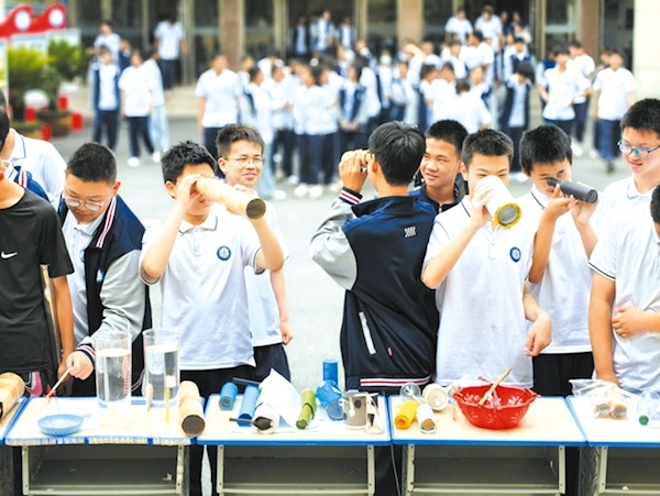 Zengdu区实验中学将展示物理跨学科培训活动的结