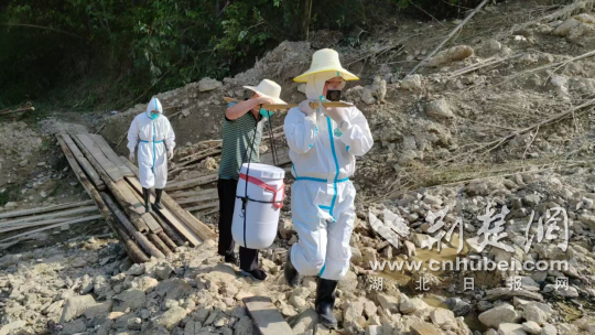 37人组成168人！徐芬的“消毒战士”在灾难发生后共同建立了健康预防线