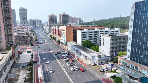 追逐风和海浪，请称我为“ 00后五次” |他正式来
