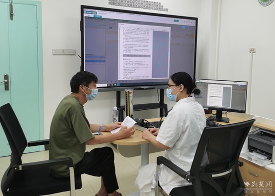 聚焦全生命周期管理，开具“治疗处方”和“健康处方”“双处方”（摄影：陈影）.jpg