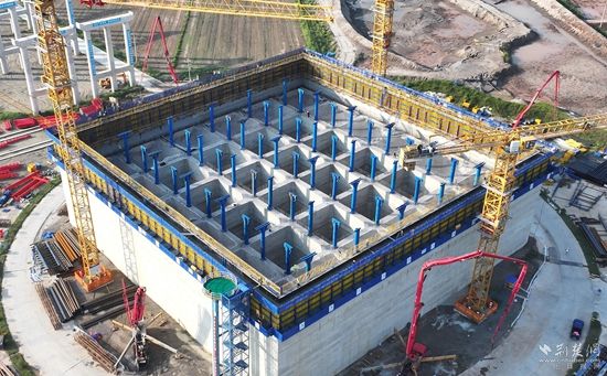 在凯森（Caisson）的凯森（Caisson）最大的公路工程