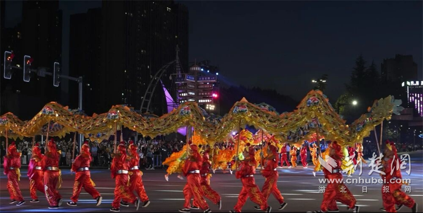 陌生的文化遗产已成为“现场”，旅游业变得“