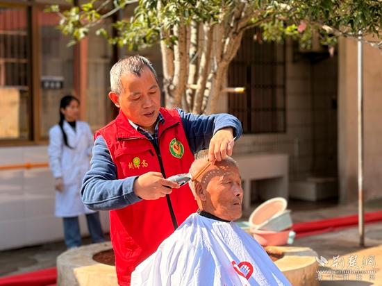 社会工作部 敬老1.jpg