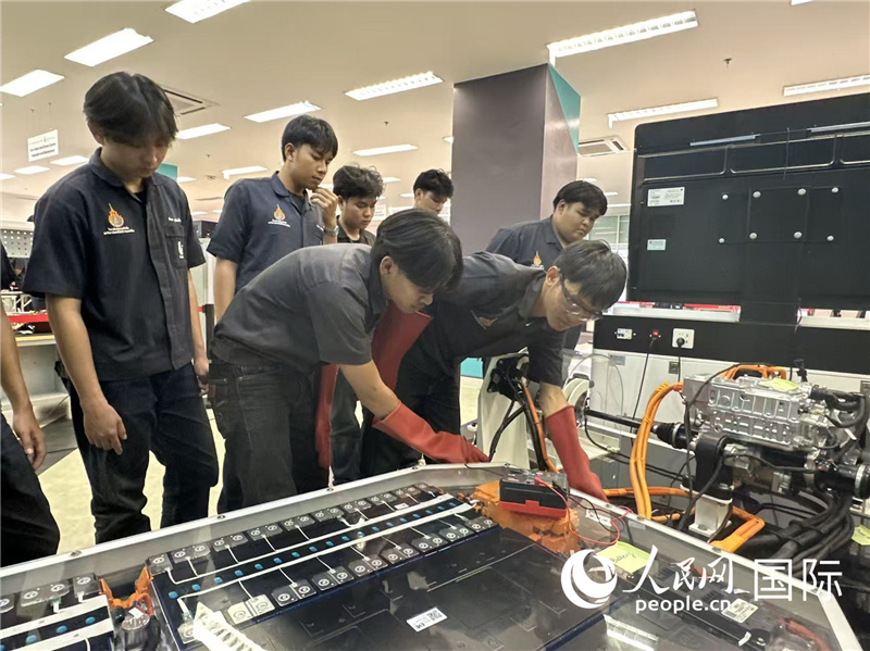 中泰合作推动创建区域科技人才发展中心