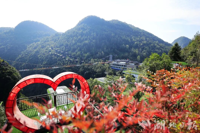 一个可以自由行走的大地之谷，不用担心秋假去