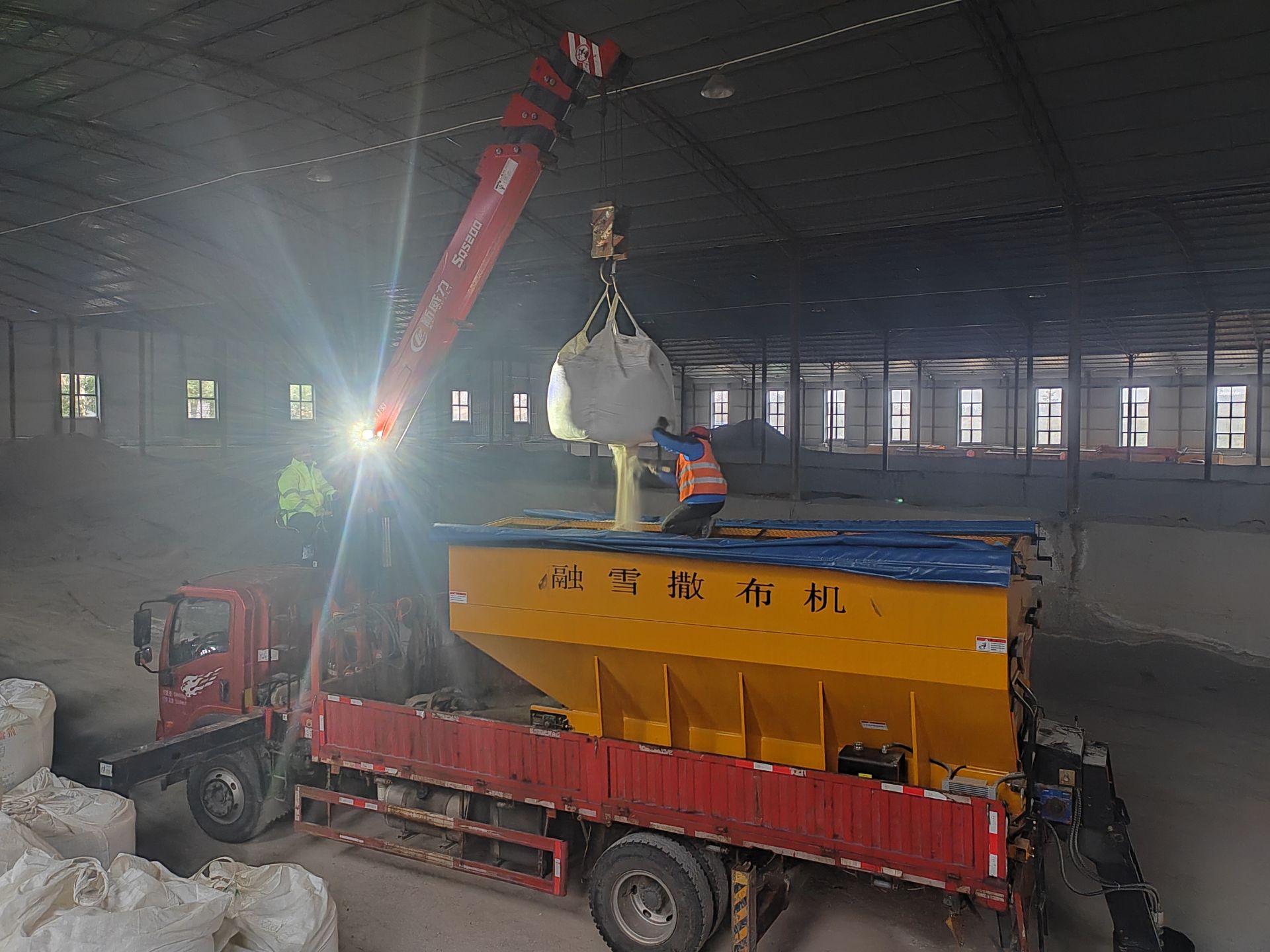 武大高速公路携手筑牢秋冬季