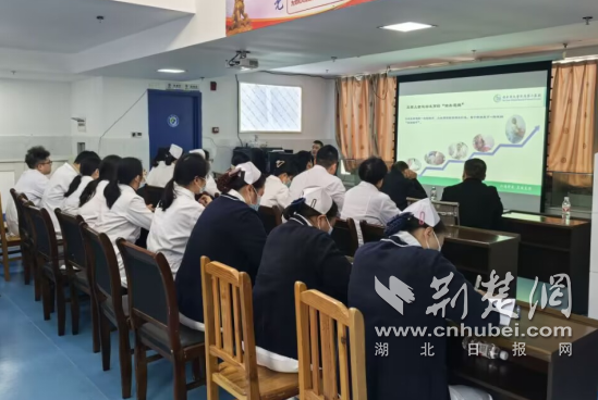 在“特色”与“惠民”双轮驱动下，咸丰世润医