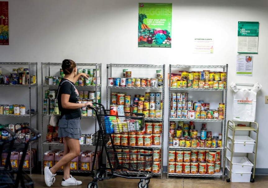 美国法院命令政府在最后期限内提交支付