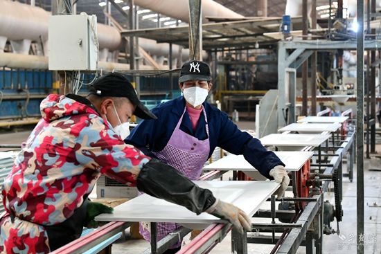 华中地区首条房屋板岩生产