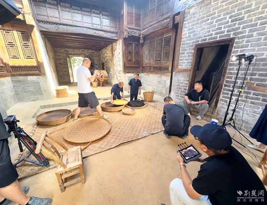 咸宁千年古桂花树亮相国家舞台