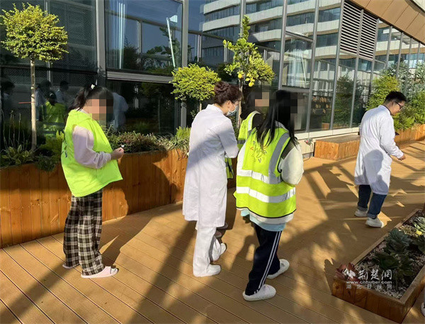 种植绿色草药治愈心灵 武汉武东医院帮助孩子们