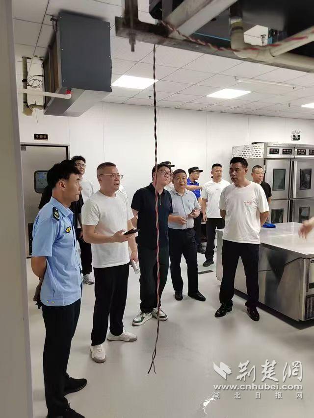 正在上传...