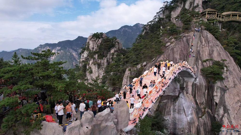 微信图片_20260923111416_300_112_副本.jpg