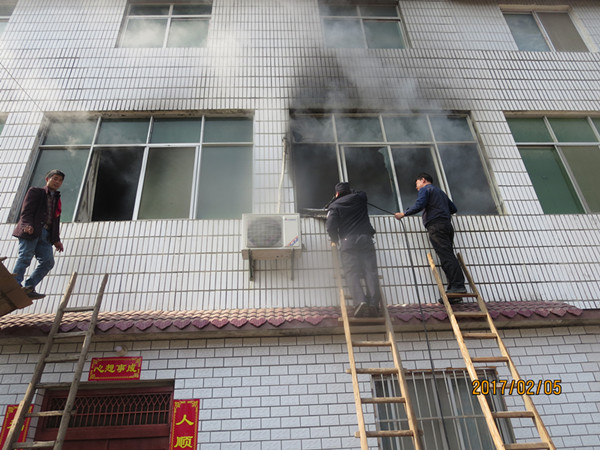 救火1_副本.jpg