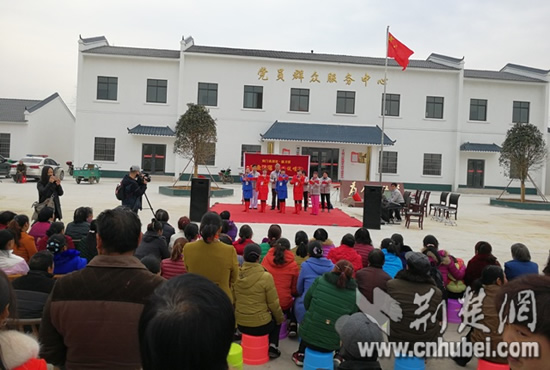 说唱团进乡村1.jpg