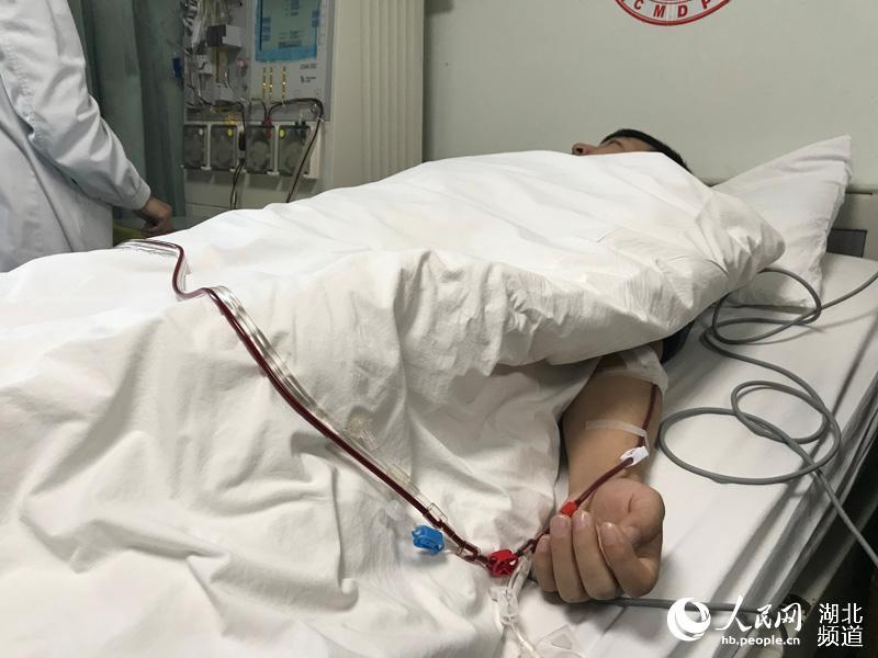 湖北80后小伙跨国捐献造血干细胞 挽救德国患者生命【5】