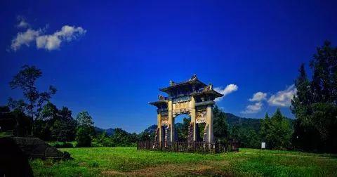 酉水土家文化体验旅游区(来凤、龙山、宣恩境内酉水河)