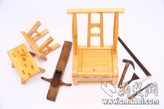 小木椅（稿图1）.JPG