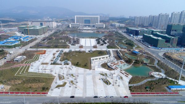 双喜片区停车场及生态修复工程地上景观。 通讯员 叶玉兵 摄