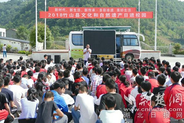 1819AB6A5E6A572C142745DFAA29B97D_副本.jpg