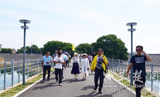 微信图片_20180612205615_看图王.jpg