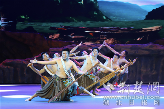 男声小组唱《峡江号子》。实习生章巧慧 摄.jpg